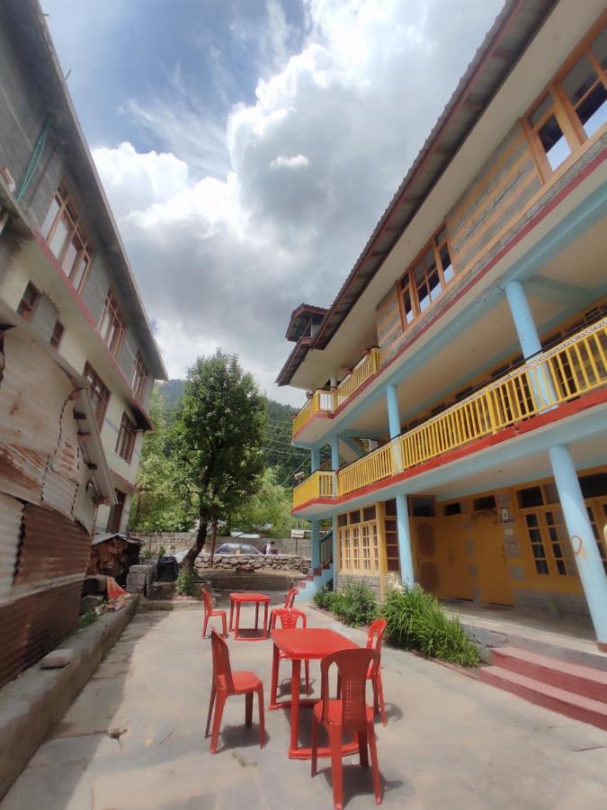 Woods Inn Mountain View Manali Exterior foto